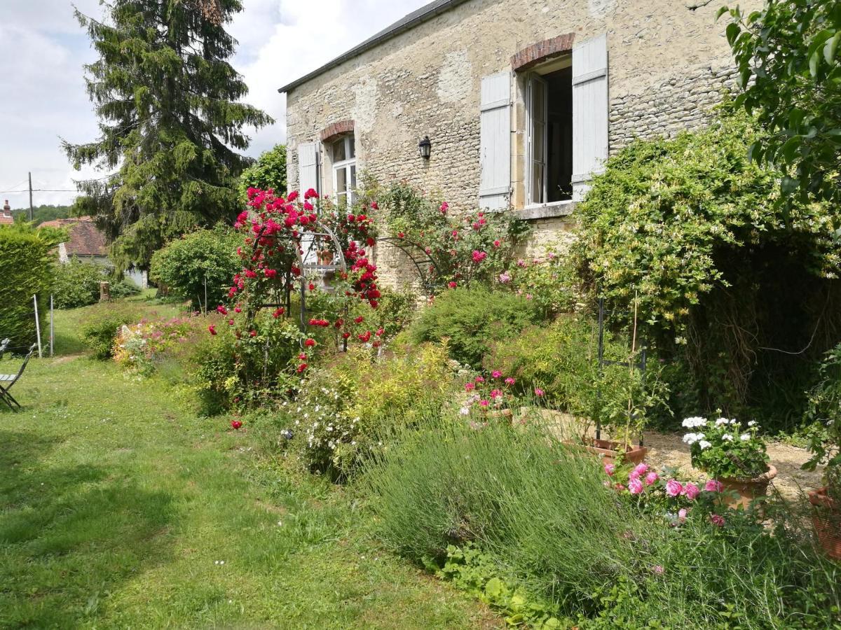 Bed and Breakfast chez Zaza Stigny Zewnętrze zdjęcie